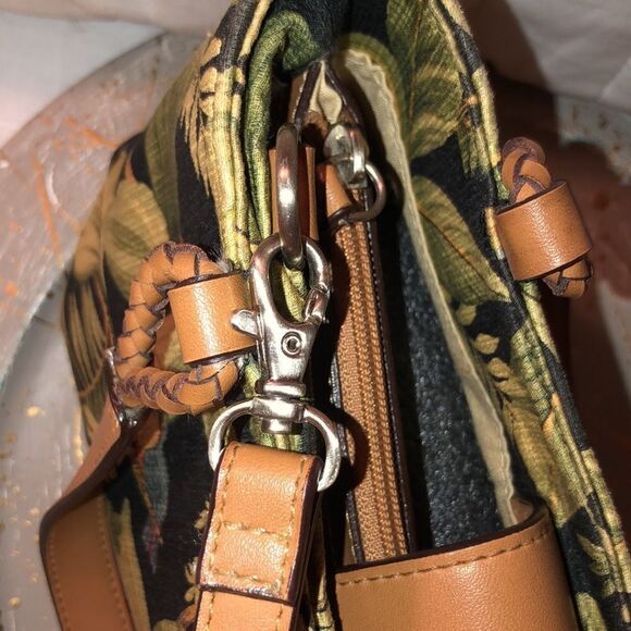 Relic Black Green Red Tropical Canvas Leather Combo Crossbody Bag Purse - Picture 12 of 15